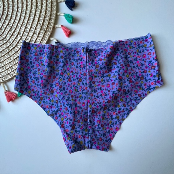 Victoria's Secret No Show Lace Cheeky Panty Purple Ditsy Floral M NEW - Picture 6 of 6